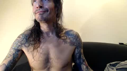 Bailey online show from October 19, 11:19 pm