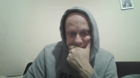 Snapshot of ballzrockwell chatting on December 10, 12:05 pm ballzrockwell online show from December 10, 12:05 pm