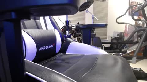 Baneisher online show from February 19, 7:50 am