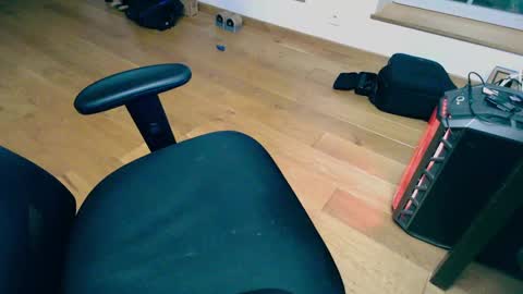 Snapshot of banzal chatting on February 17, 5:43 pm banzak online show from February 17, 5:43 pm