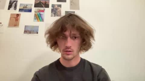 Snapshot of baptisteriviere chatting on December 10, 8:16 pm baptisteriviere online show from December 10, 8:16 pm