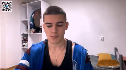 Eric online show from December 18, 7:43 pm