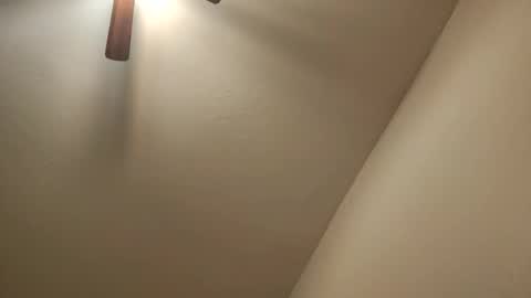 barniemay1 online show from October 6, 11:04 am