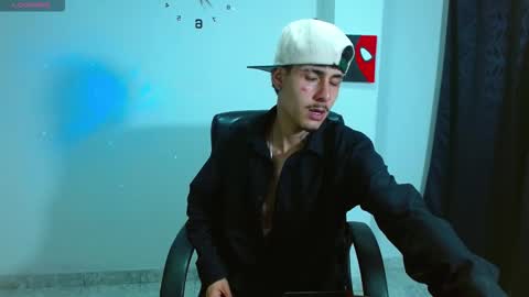 Snapshot of bastiaan_28 chatting on October 11, 11:42 pm Bastian online show from October 11, 11:42 pm