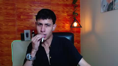 Snapshot of bastiaan_28 chatting on January 24, 3:54 am Bastian online show from January 24, 3:54 am