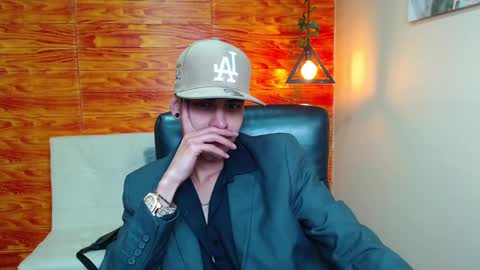 Snapshot of bastiaan_28 chatting on January 5, 6:13 pm Bastian online show from January 5, 6:13 pm