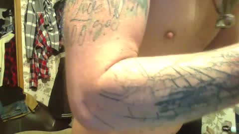 battlewolfxx online show from January 19, 5:37 am