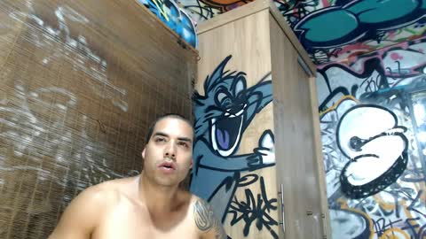 Justin online show from April 8, 11:46 pm