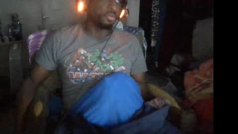 rocker n queen online show from November 18, 1:26 pm