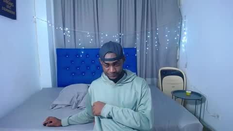 Snapshot of bbc_stallionn chatting on September 30, 3:23 am Andrew  online show from September 30, 3:23 am