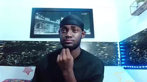 Snapshot of bbc_stallionn chatting on October 1, 3:32 am Andrew  online show from October 1, 3:32 am