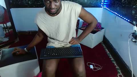 Snapshot of bbc_stallionn chatting on October 4, 3:44 am Andrew  online show from October 4, 3:44 am