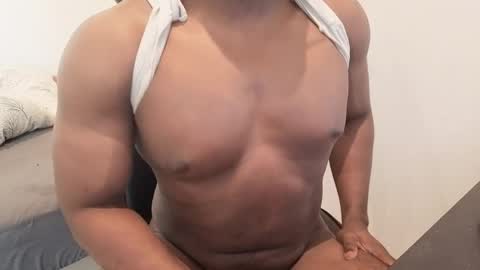 bbcthomas123112 online show from April 9, 5:41 pm