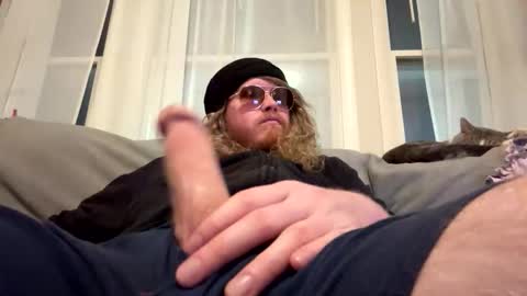 Snapshot of bbuck_fuddy chatting on October 1, 11:52 pm Buck Fuddy online show from October 1, 11:52 pm