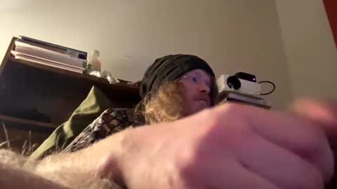 Snapshot of bbuck_fuddy chatting on January 16, 10:02 pm Buck Fuddy online show from January 16, 10:02 pm