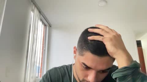 bdever7 online show from February 7, 10:48 pm