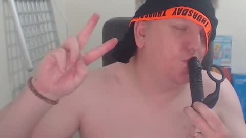 bdmguyforyou online show from November 10, 9:36 am