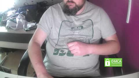 bear90130 online show from October 14, 10:33 am