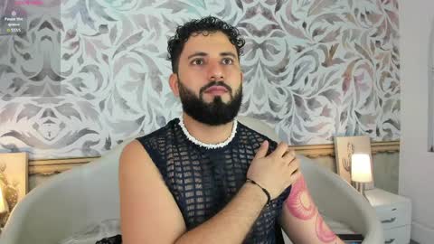 bear_mao_ online show from April 1, 11:45 am