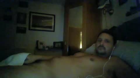 bearboudior online show from December 5, 1:25 am