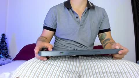 beard_xox online show from December 28, 11:05 pm