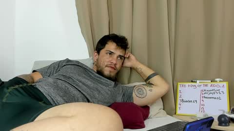 beard_xox online show from January 17, 11:44 pm