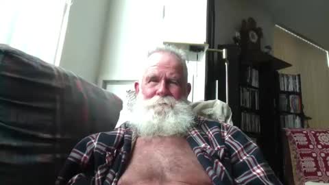 Snapshot of beardbushy chatting on October 19, 5:16 pm beardbushy online show from October 19, 5:16 pm