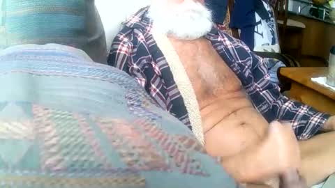 Snapshot of beardbushy chatting on February 26, 3:30 pm beardbushy online show from February 26, 3:30 pm