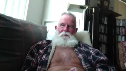 Snapshot of beardbushy chatting on September 19, 5:02 pm beardbushy online show from September 19, 5:02 pm