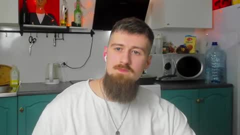 Snapshot of bearded_legend chatting on January 19, 8:30 pm Zeus online show from January 19, 8:30 pm