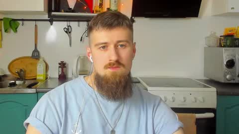 Snapshot of bearded_legend chatting on January 21, 9:04 pm Zeus online show from January 21, 9:04 pm