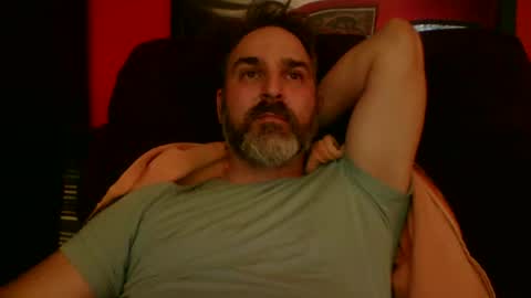 beardedambition online show from October 14, 2:51 am