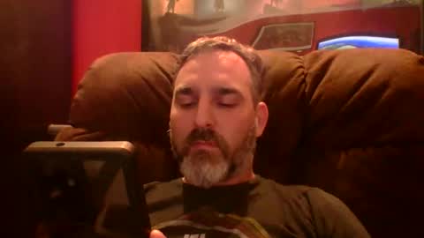 beardedambition online show from October 2, 12:58 am