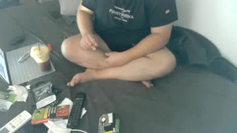 bedroomvibe online show from December 22, 10:45 am