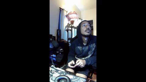 hungnheavy online show from November 16, 12:40 pm