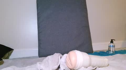 behindcloseddoors8 online show from October 22, 11:41 pm