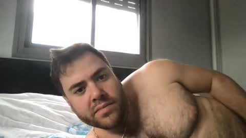 Snapshot of ben117 chatting on February 5, 6:35 am ben117 online show from February 5, 6:35 am