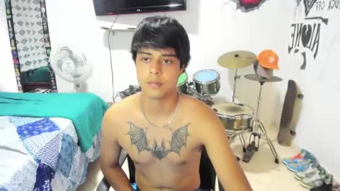 Snapshot of ben_falcon chatting on February 28, 10:28 pm Ben online show from February 28, 10:28 pm