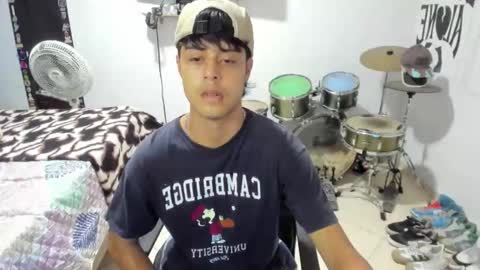 Snapshot of ben_falcon chatting on October 21, 3:31 am Ben online show from October 21, 3:31 am