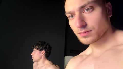 benicio03 online show from April 25, 1:52 am