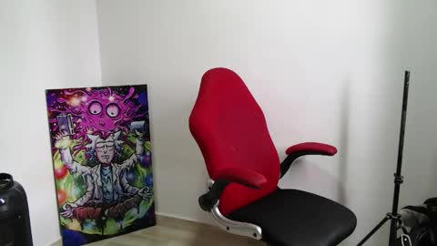 benjamin_isaac online show from April 28, 2:22 pm