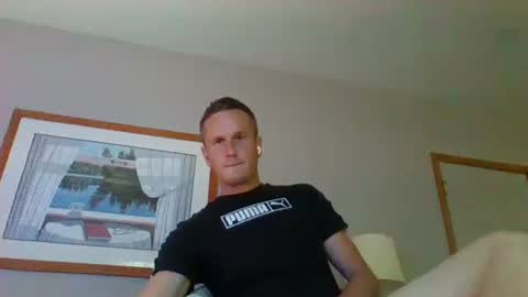 Snapshot of bennyc04041987 chatting on September 12, 3:45 pm BennyC online show from September 12, 3:45 pm