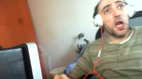 bentish online show from November 25, 9:44 am