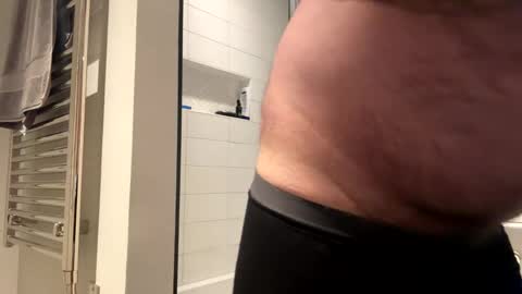 benz10001 online show from November 11, 12:26 am