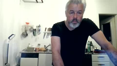 Martin online show from December 1, 8:56 pm