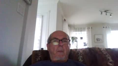 Snapshot of bernard1102 chatting on October 20, 6:56 pm bernard1102 online show from October 20, 6:56 pm