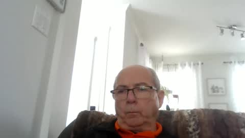 bernard1102 online show from February 26, 2:51 pm