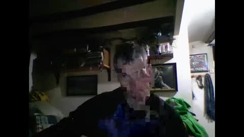 bernichaoss77 online show from February 19, 2:44 am