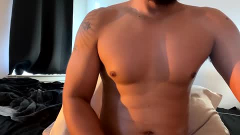 Snapshot of berriess_ chatting on December 13, 1:33 pm berriess_ online show from December 13, 1:33 pm