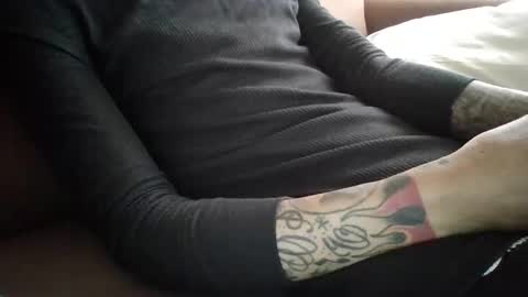 ToxicPipe757 online show from December 13, 3:21 pm